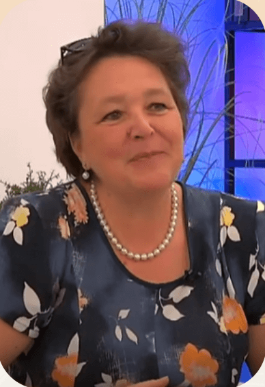 sirakne_kemeny_kinga